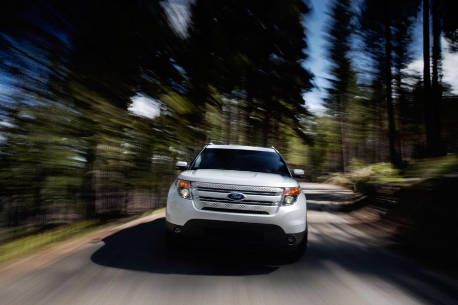  Ford Explorer 2011 года  (фото 60 из 174)